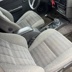 Toyota Sr5 Seats And Console 
