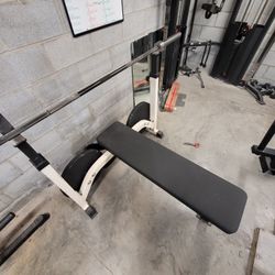 York Barbell  Flat Bench It Is A Tank 