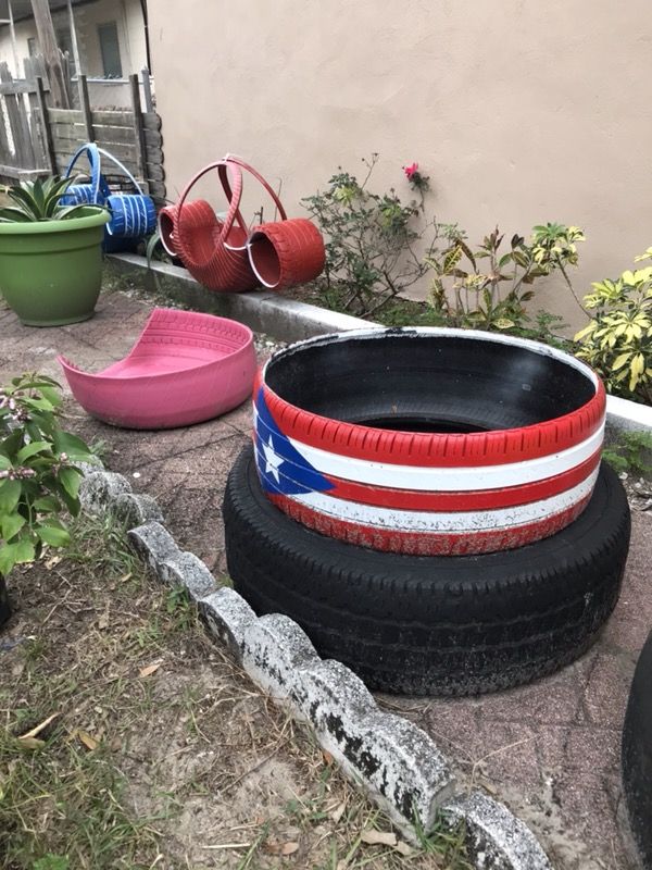 Plant tire pots