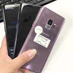 Samsung galaxy s9 unlocked , sold with store warranty 