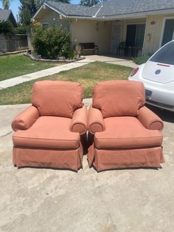 Thomasville Accent Chairs Set (Not Swivel)