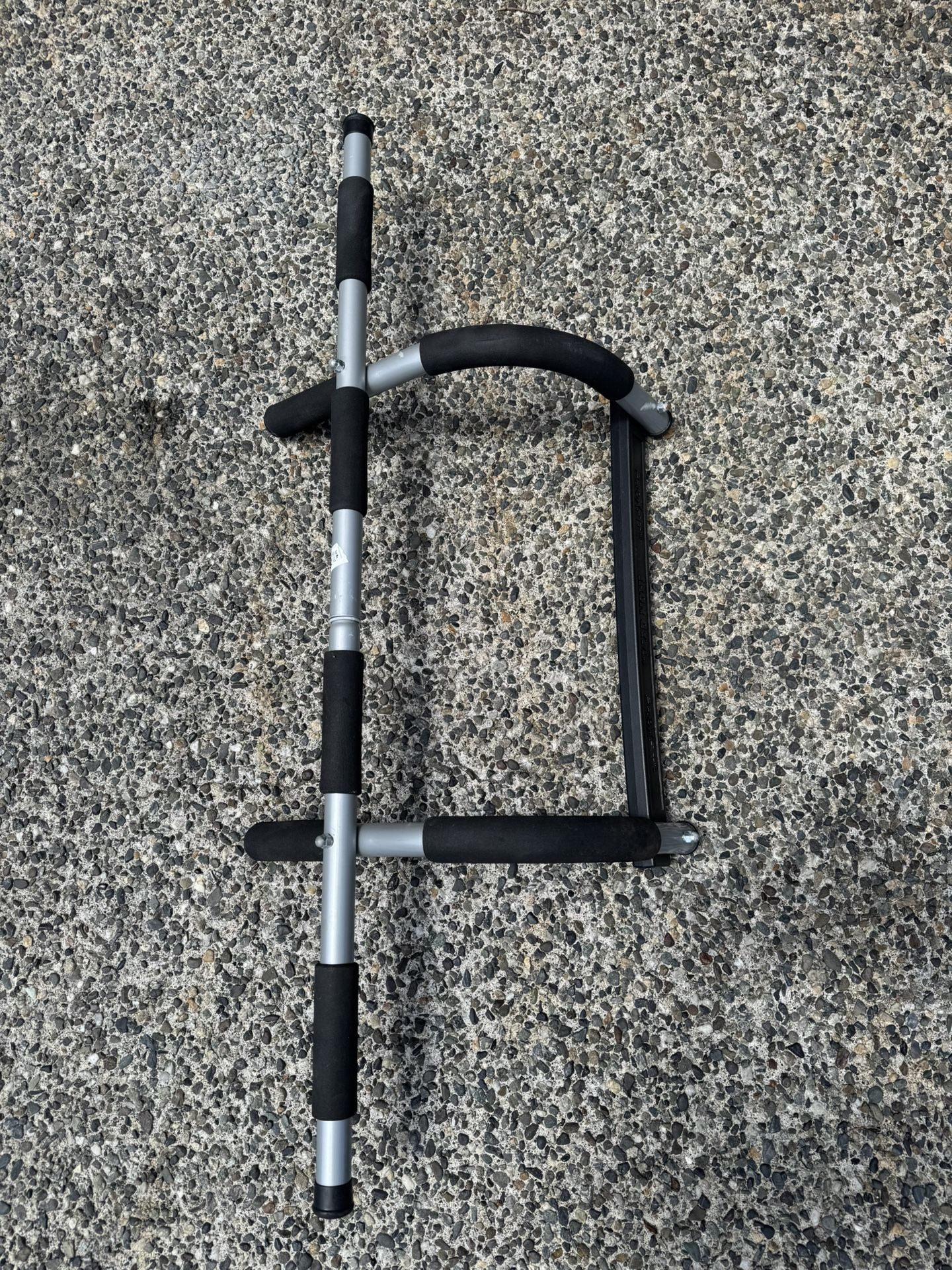 Pull up Bar for Doorway, Portable Pullup Chin up Bar Home, No Screws Multifunctional Dip bar Fitness, Door Exercise Equipment Body Gym System Trainer