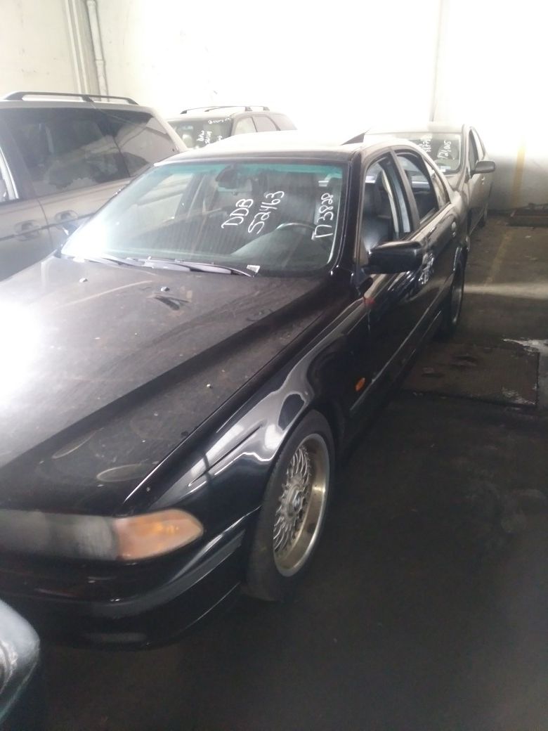 2000 BMW 5 Series