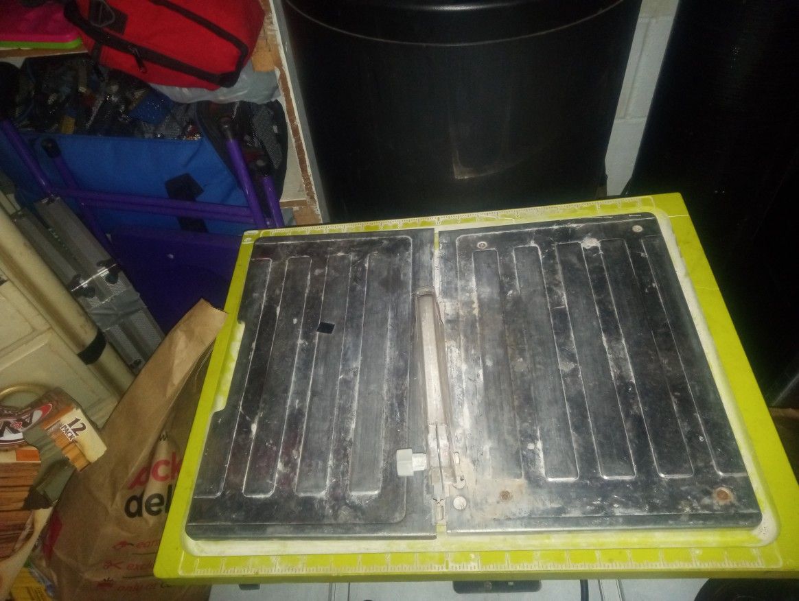 Tile Saw