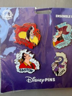 2023 Disney Villians 4 Pin Sealed Booster Trading Set NEW