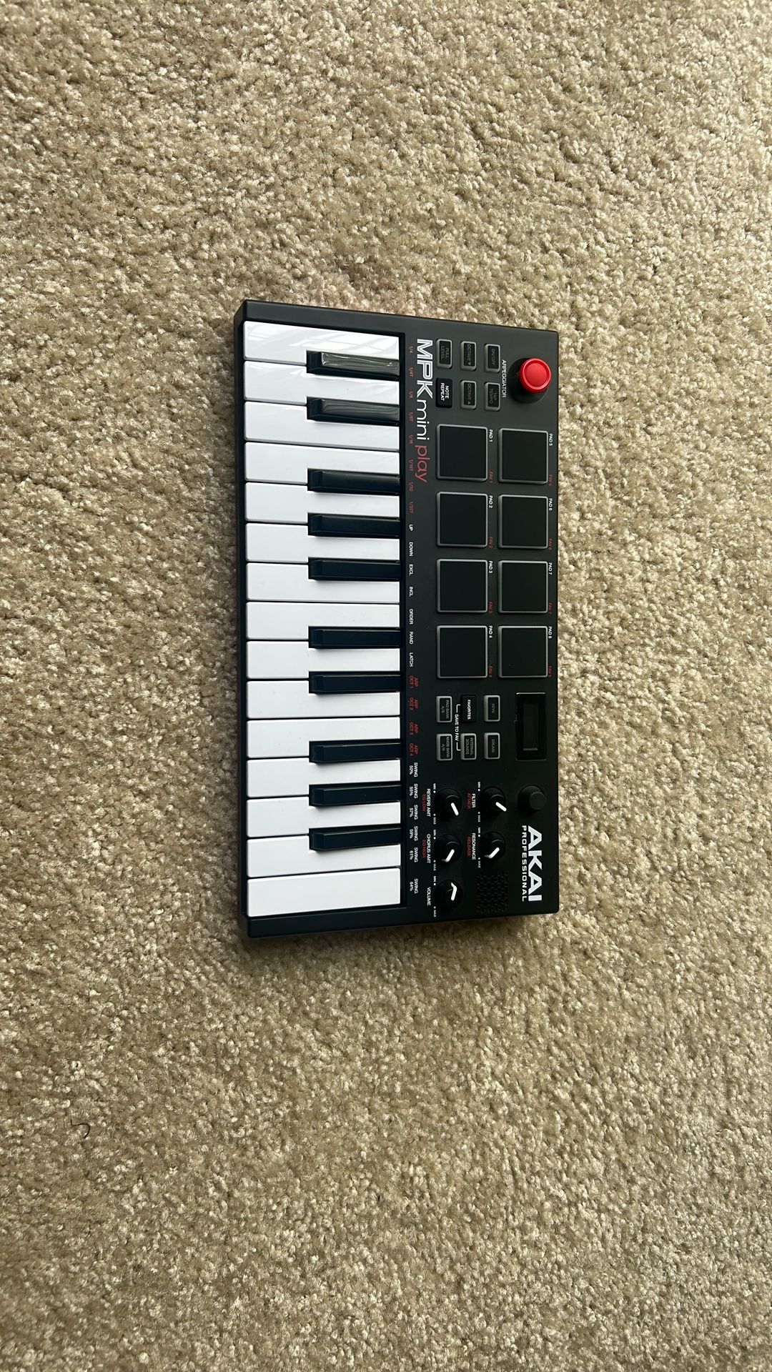 Akai MPK Mini Play – Portable MIDI Keyboard