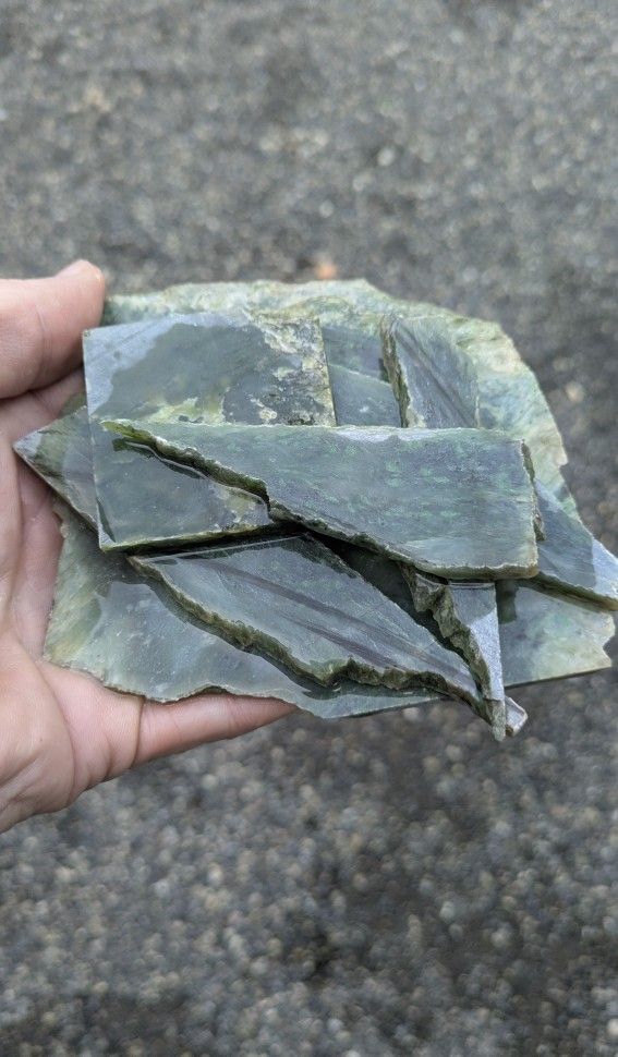 11.6oz Unpolished Nephrite Jade (Vancouver BC)
