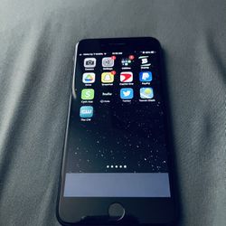 iPhone 7plus Unlocked 32 gb 