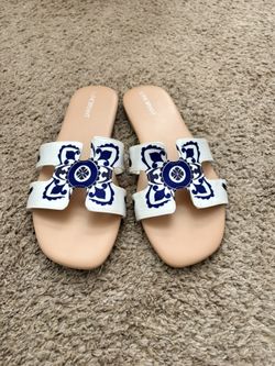 Women’s Shoes 