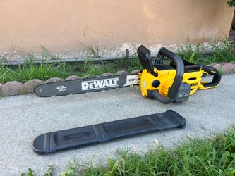 Dewalt FLEXVOLT 60-Volt MAX 20 in. Brushless Cordless Battery Powered Chainsaw and Case