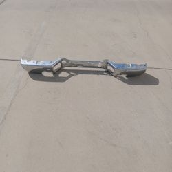O5 To 12 Rear Bumper Chrome Chevrolet Colorado ( Oem)