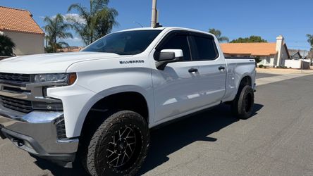 2019 Chevrolet Silverado LT