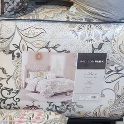 Maddison Park 8-Piece Bedding Comforter Set