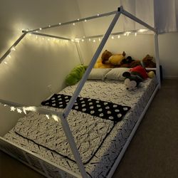 Full Bed With Mattress (metal) 