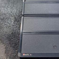 Chevy Colorado Bakflip MX-4 Tonneau Cover