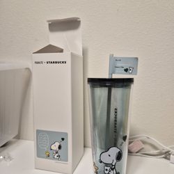Brand New Starbuck Peanuts Tumbler 