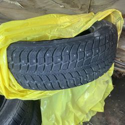 Himalaya studded snow tires 