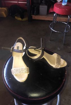 Women’s shoes