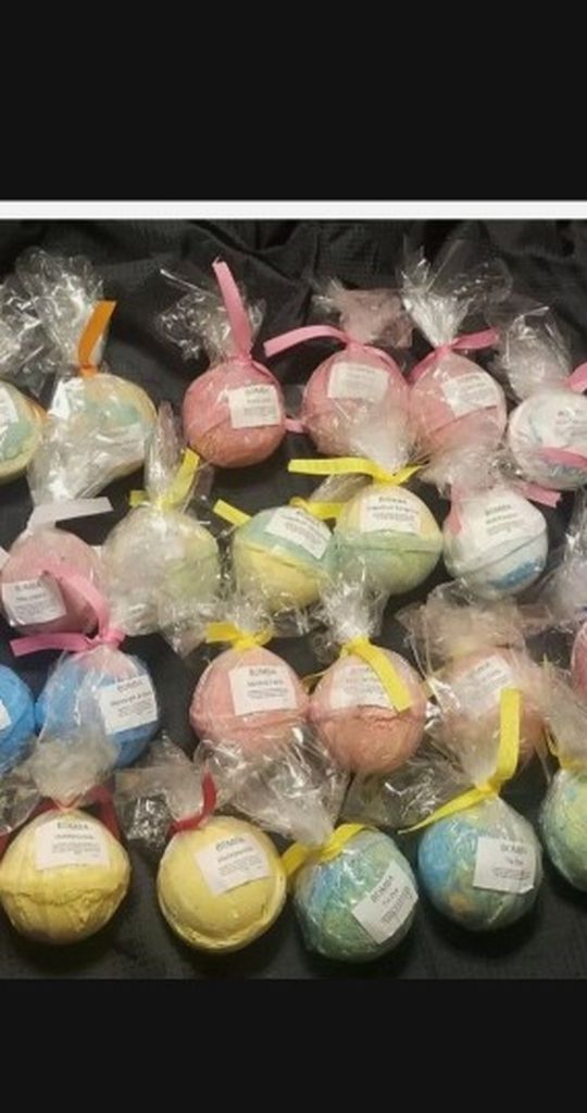 🌸 Huge Lot Of 30 LUSH LUXURIOUS FIZZY 🌸 BATH BOMBS SUPER DEAL BIG ONE'S 4.5oz 🌸 GREAT FOR EASTER BASKETS 🌸