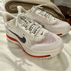 Nike Pegasus Premium Women’s 7 1/2, Only Worn 5 Times