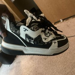 Nike Men’s Sneakers – Size 43– Black & White