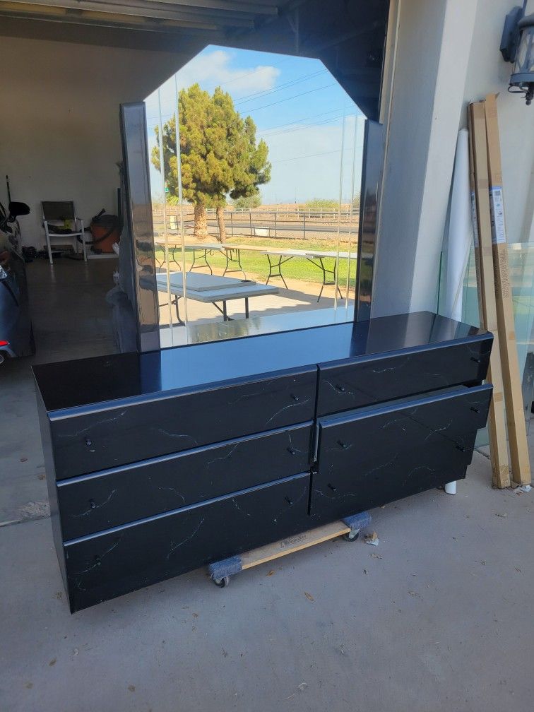 Dresser, with mirror $75.