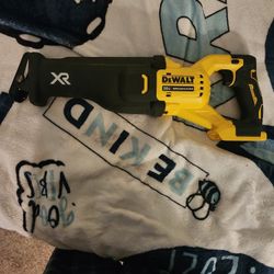 NEW DEWALT SAWZALL!!