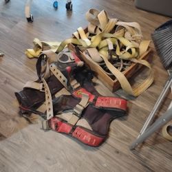 Tree Climbing For Work Harness Gear / Equipment For Climbing 