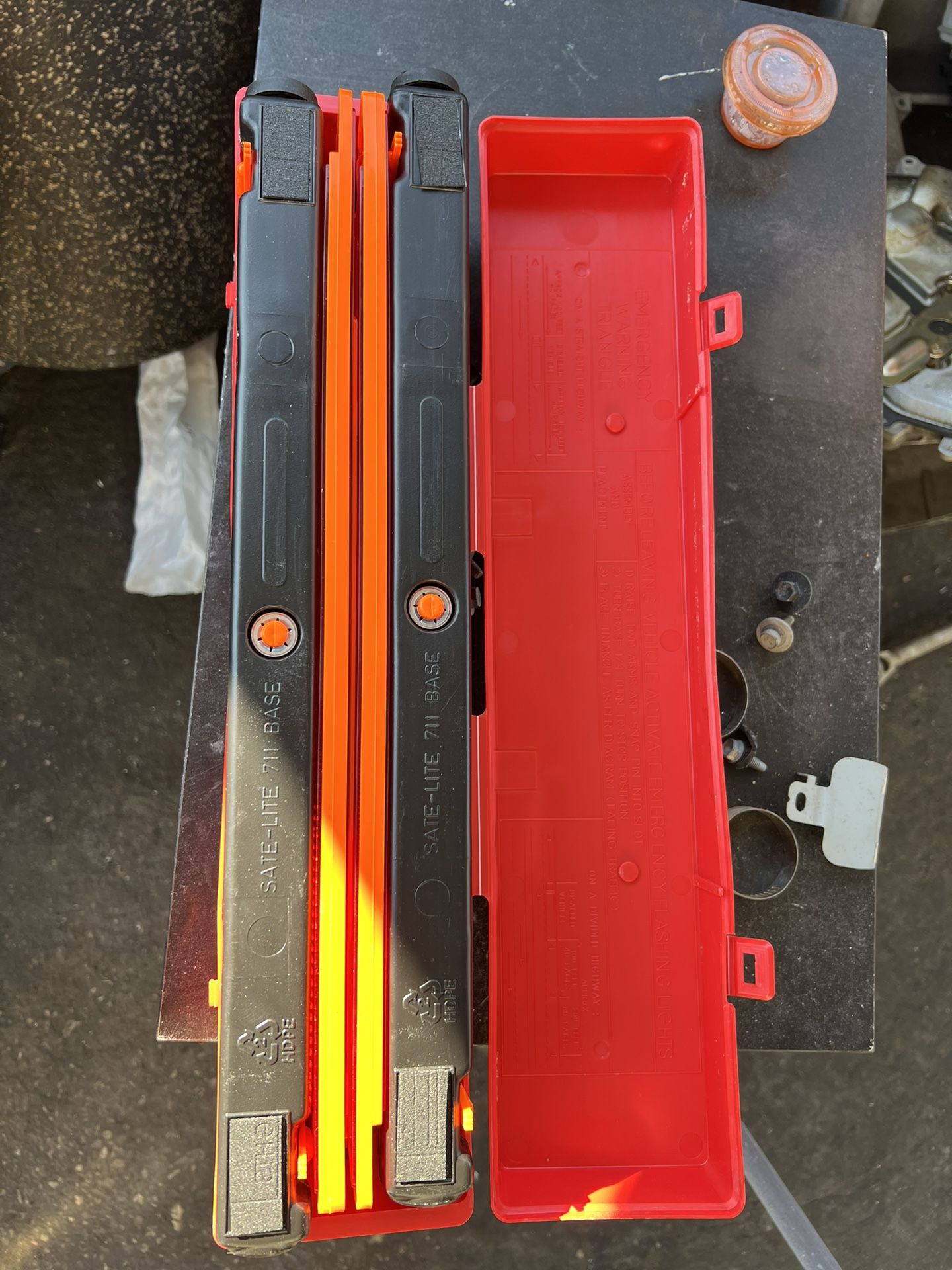 Highway Warning Triangle Kit