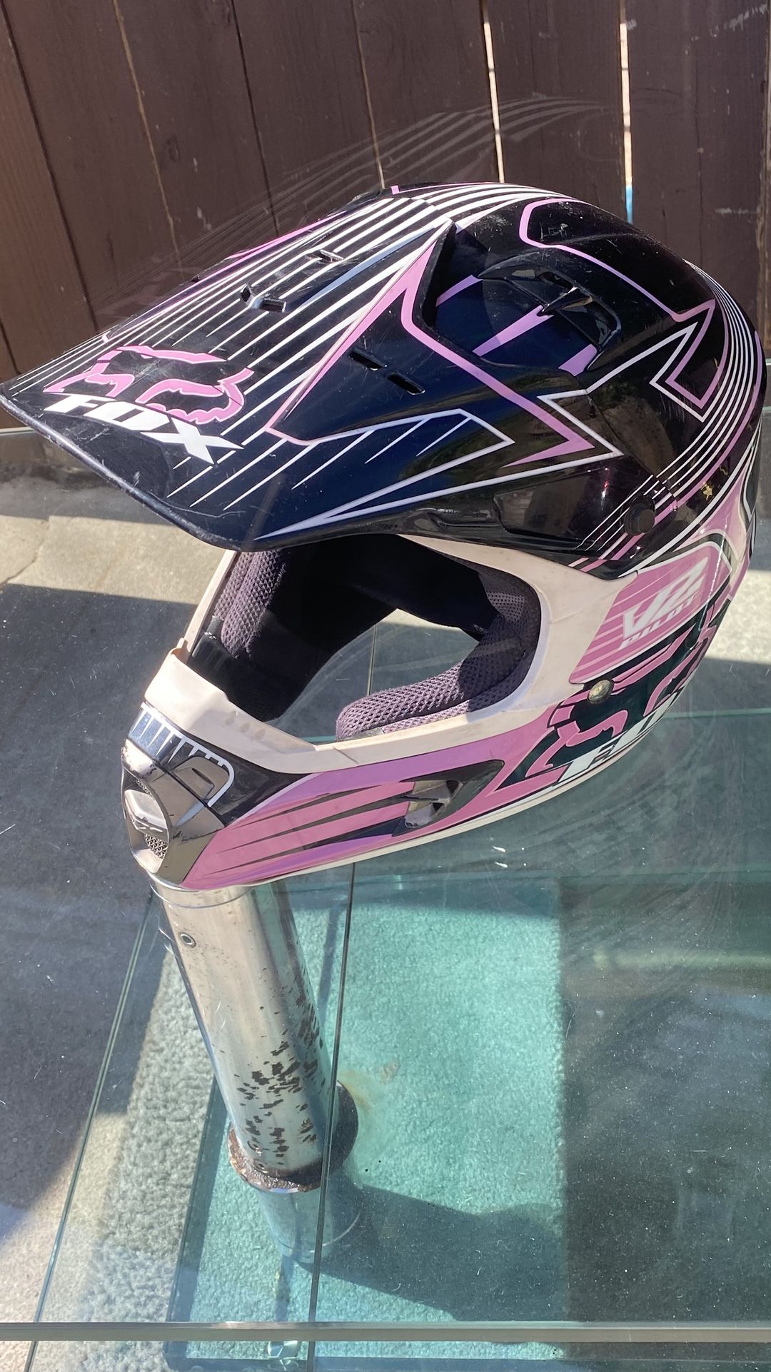 Fox Motorcycle Helmet Size (M) 57-58 CM