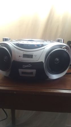 Radio with (Bluetooth controller)