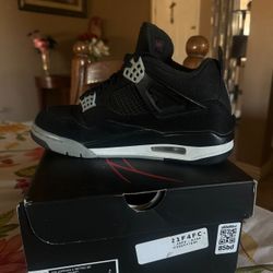 BALCK CANVAS JORDAN 4