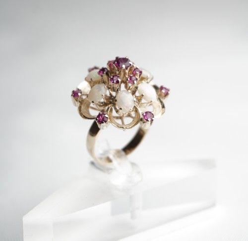 Vintage 12K Yellow Gold Opal & Ruby Cluster Cocktail Ring – Size 6.25