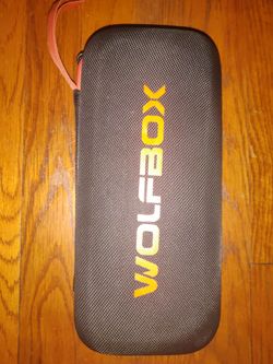 Wolfbox 4000A with Hard Shell Carrying Case