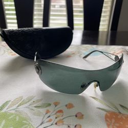 Very Good Condition Versace Sunglasses