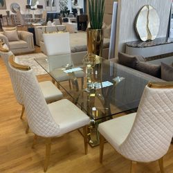 Dining Elegant Table
