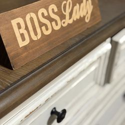 Boss Lady Decor 
