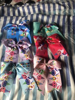 Baby shark bows