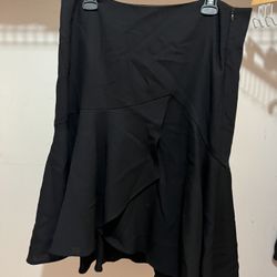 Women’s Ann Taylor beautiful black skirt