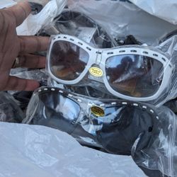 Sunglasses 2-3$