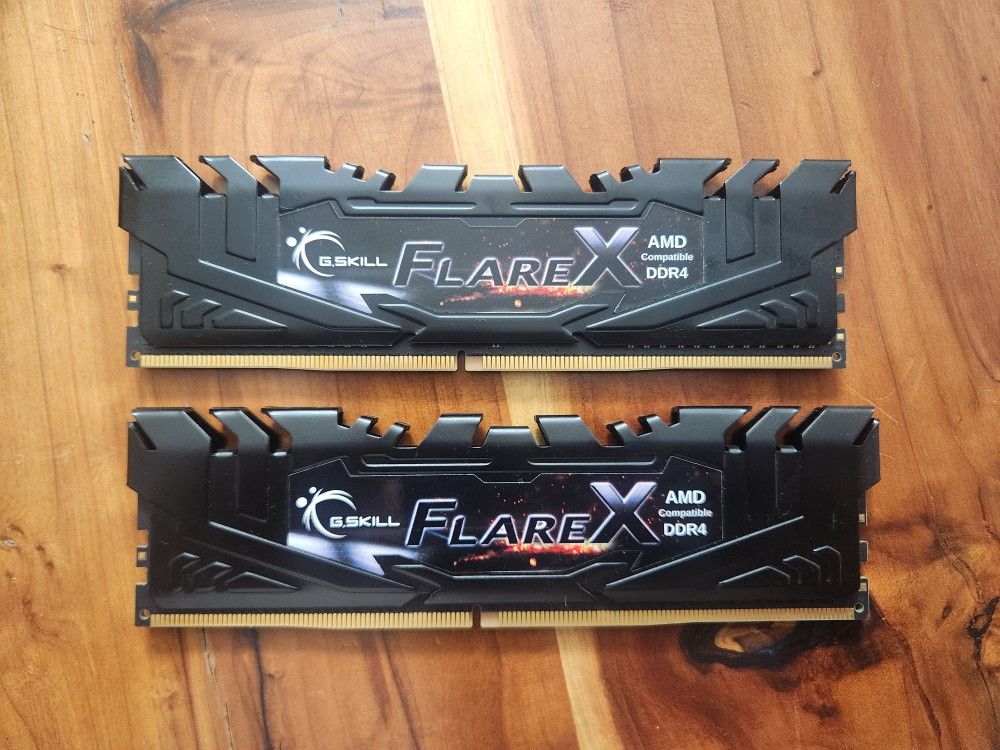 DDR4 16GB RAM (2x8GB Sticks)