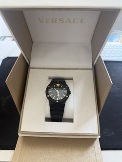 VERSACE MEN WATCH