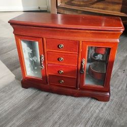 Wooden Jewelry Box 