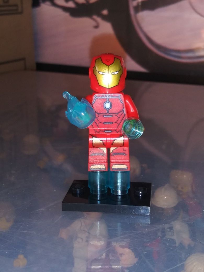 LEGO Invincible Ironman minifigure