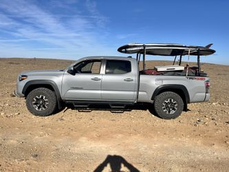 VEVOR Extendable Steel Truck Bed Rack