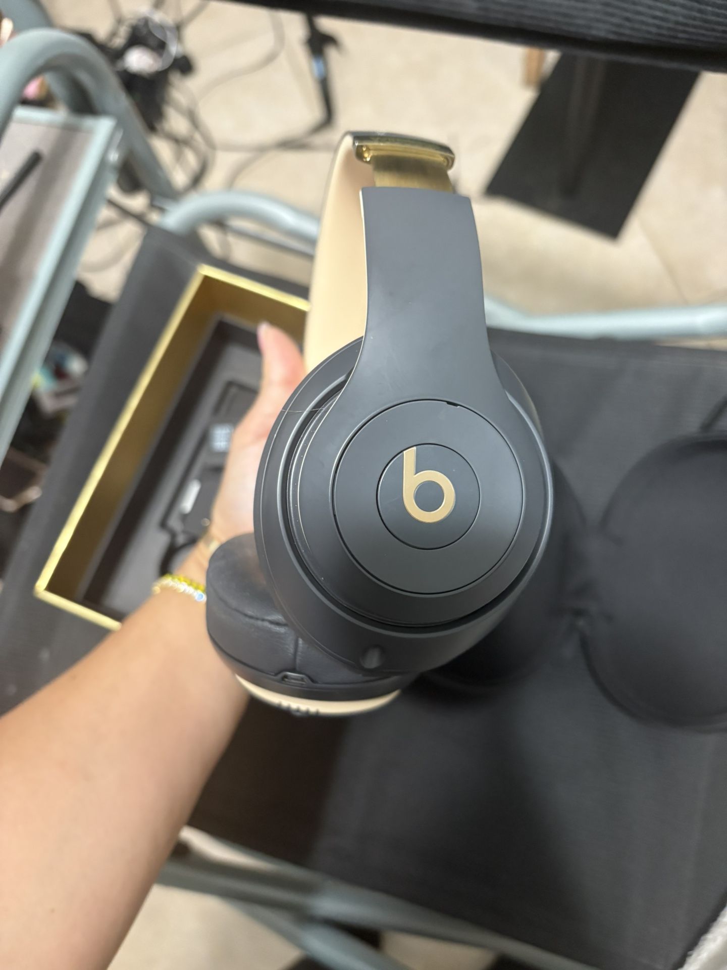 Beats Gold And Grey