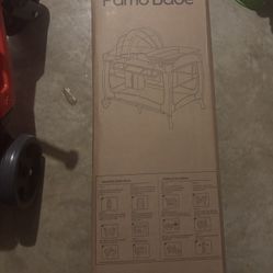 Baby Playpen/bassinet/ Changing Table 