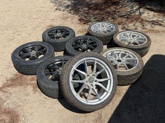 Mustang 5 Lug Wheels And Tires 245 40 17
