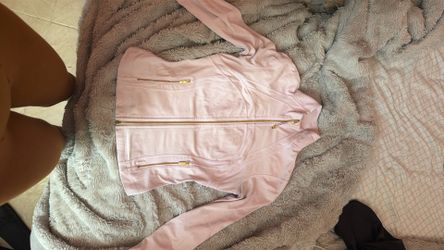 Size 6 lululemon pink and gold define crop jacket