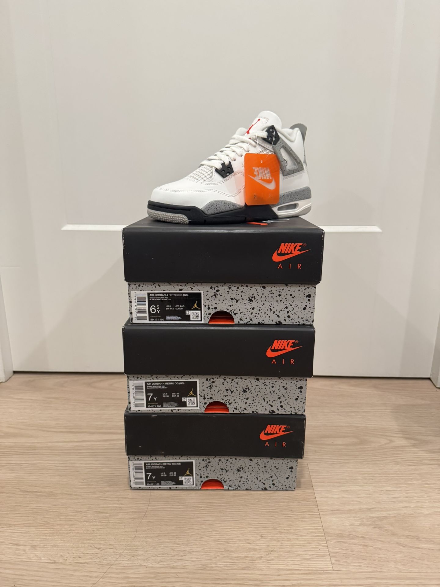 Air Jordan 4 White Cement